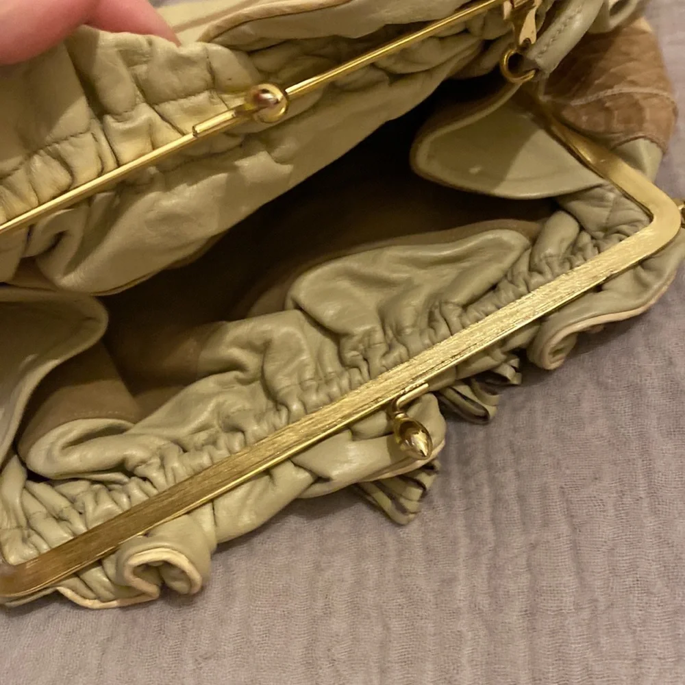 CARLO FIORI OF ITALY Stylish Vintage Beige and Brown Women's Bag